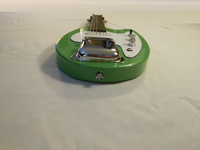 Mando Guitar Picture 12
